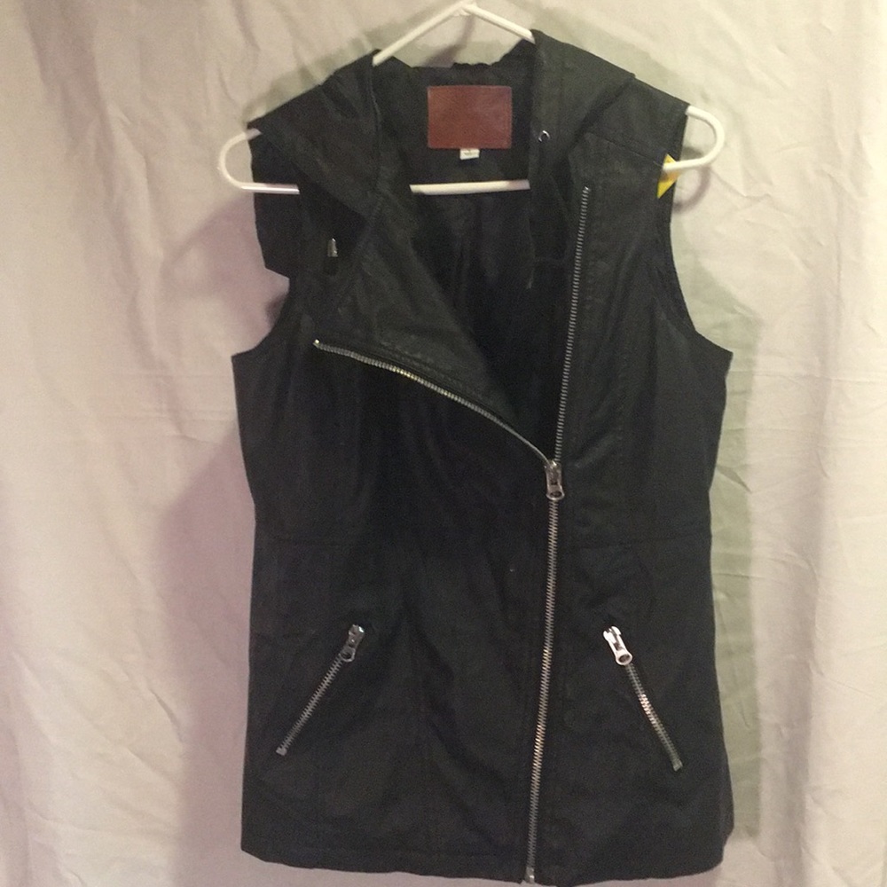 Hooded pleather vest